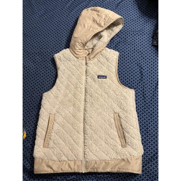 Patagonia Jackets & Blazers - Patagonia Women's Reversible Hooded Full Zip Vest Beige Ivory